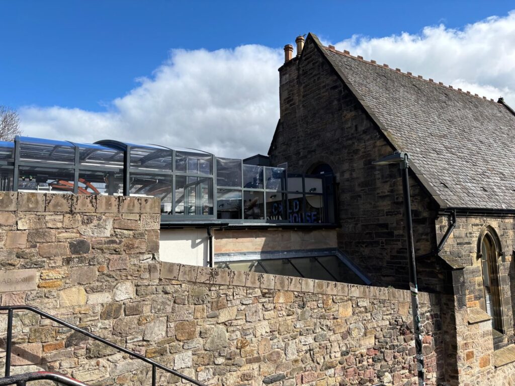 Retractable Roof for Restaurants Cold Town House Rooftop Case Study (Edinburgh) 1