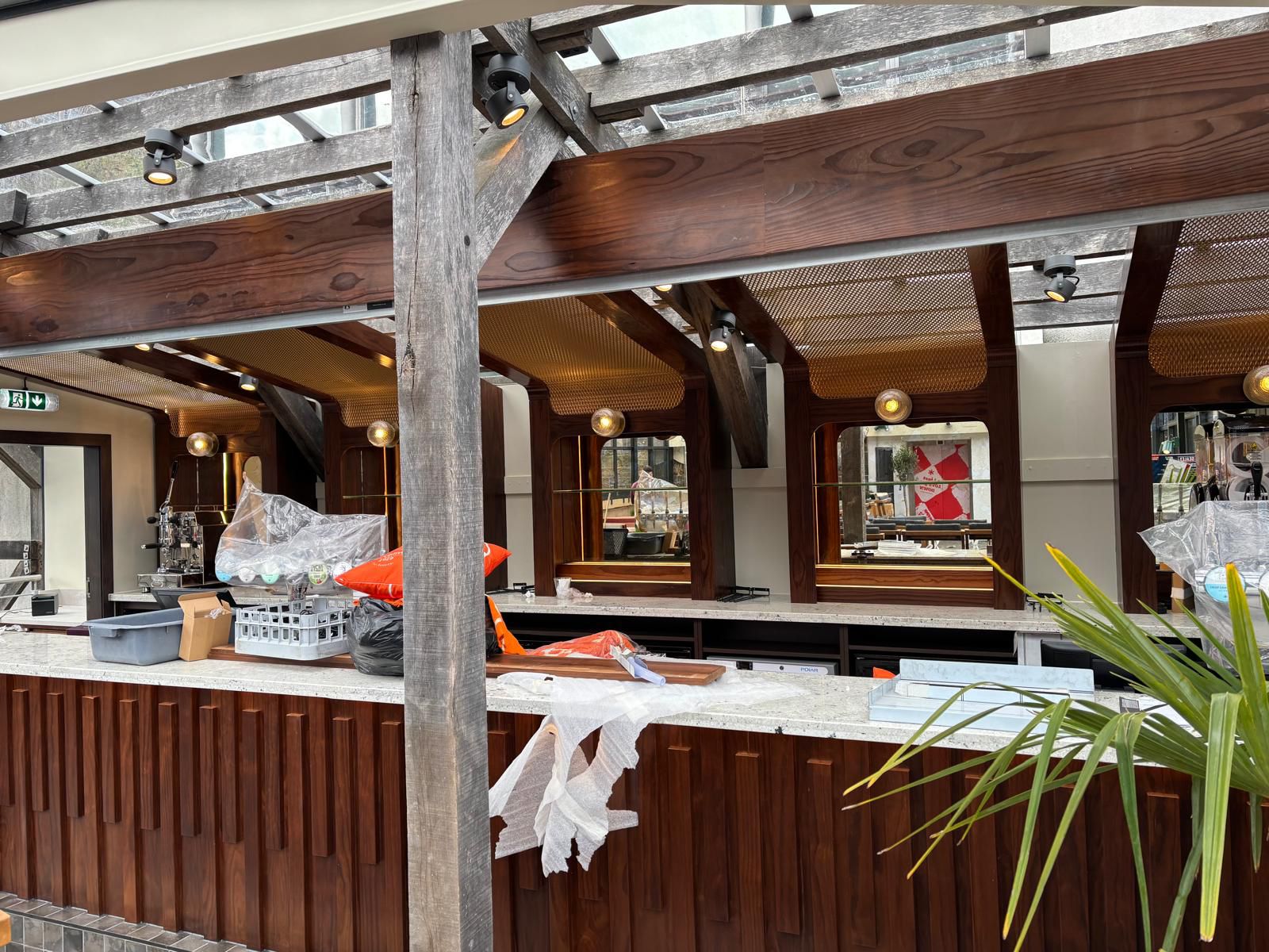 Retractable Roof for Restaurants Cold Town House Rooftop Case Study (Edinburgh) 3